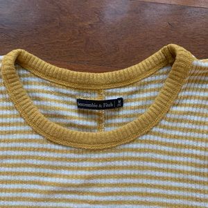 Abercrombie & Fitch top